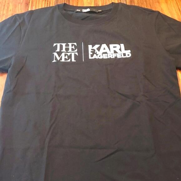 NWOT Karl Lagerfeld "The MET" top - Picture 2 of 7